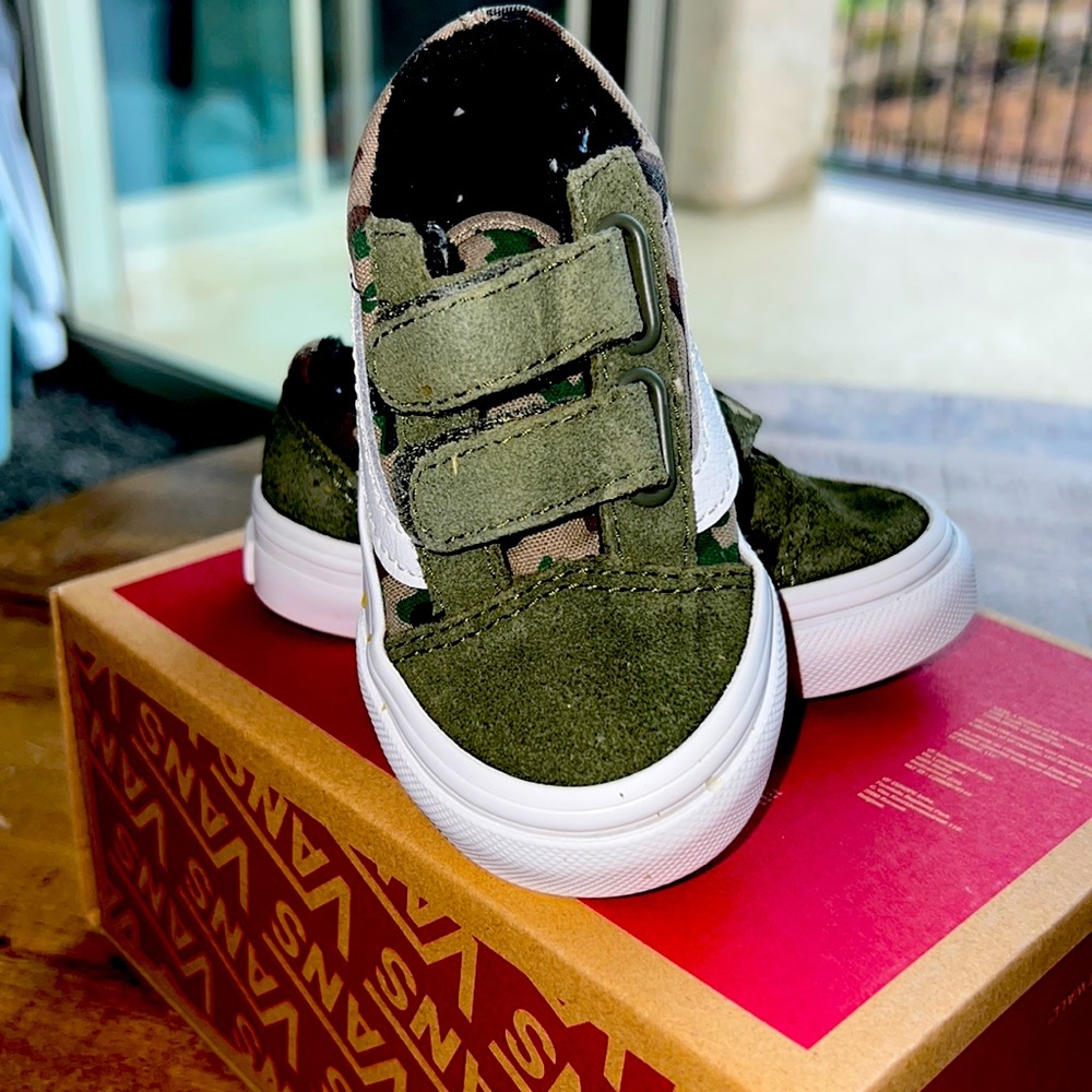 Toddler camp Vans
